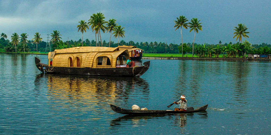 Kuttanad - One Of The Beautiful Place In The World Kuttanad - One Of The Beautiful Place In The World