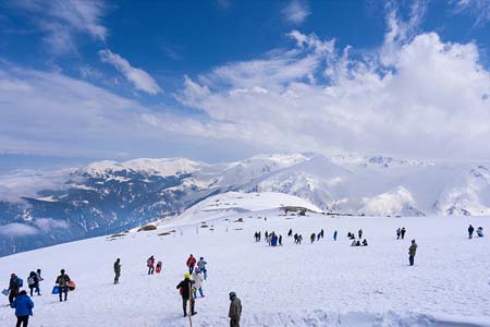 Beautiful view of Apharwat Peak in Gulmarg Kashmir